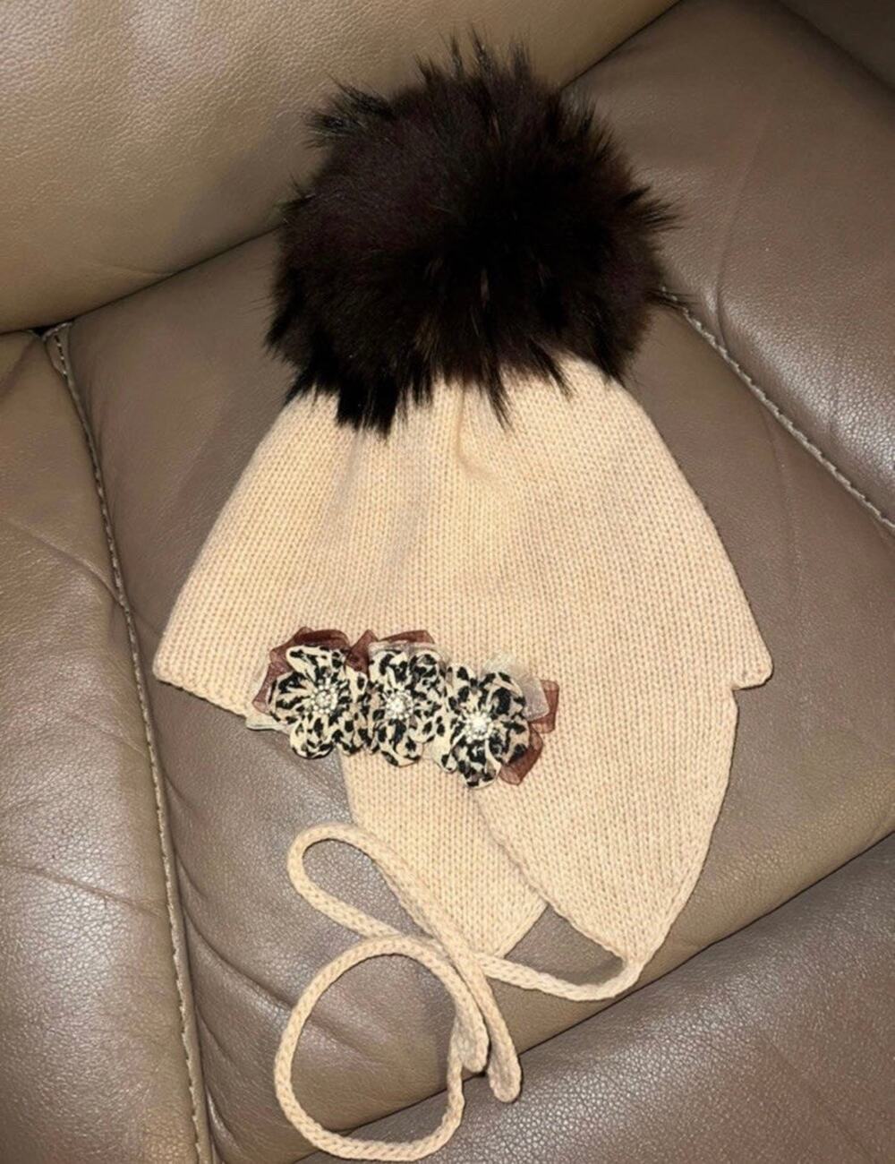 Jolie Bebe girls real fur pom wool hat
